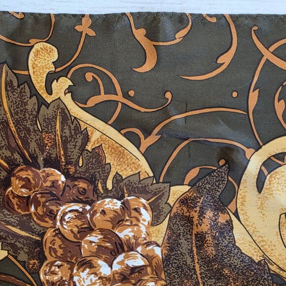 Vintage Chanel Paris Silk Scarf Classic Quiet Luxury Old Money Sunflowers - Picture 14 of 16